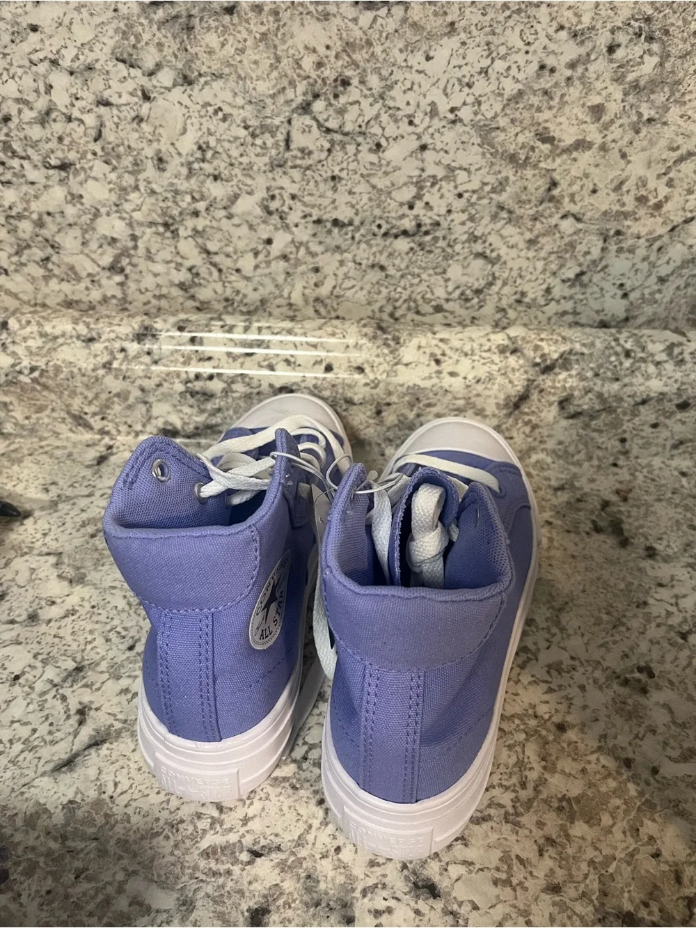 Kids High-Top Canvas Sneakers in Lavender